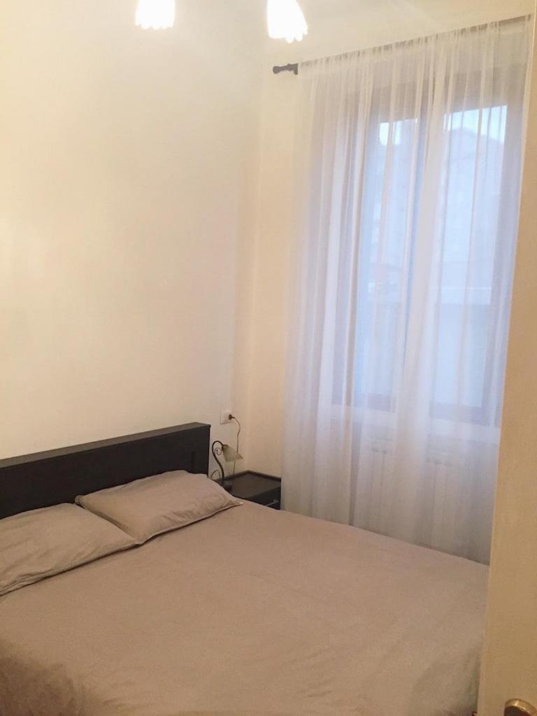 Natalia's 2-rooms Cozy Flat, Only 10 Min To Duomo * Milan